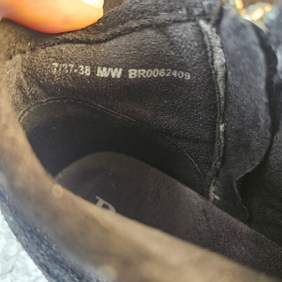 Born Women's Tinley Side Zip Distressed Suede Leather Ankle Boots Size 7 Black - Picture 6 of 7